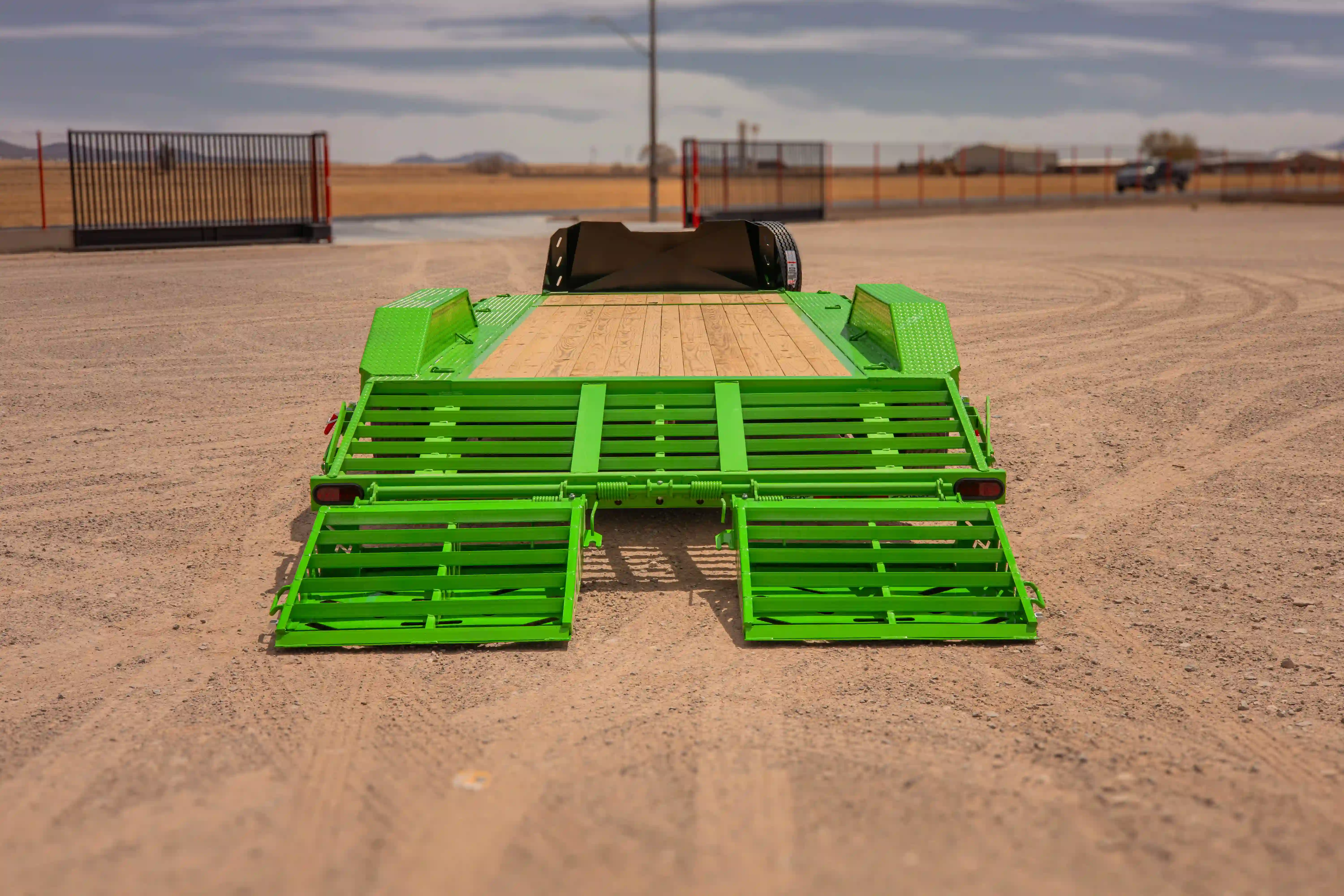 horizon trailers img